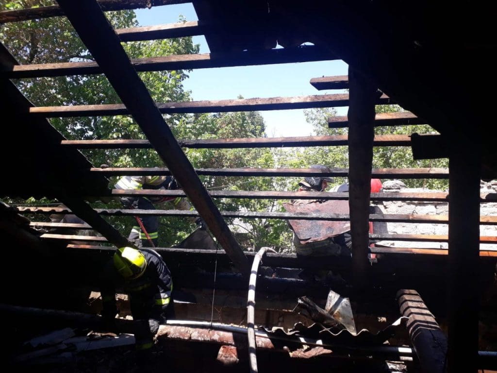 Пожарные, спасатели