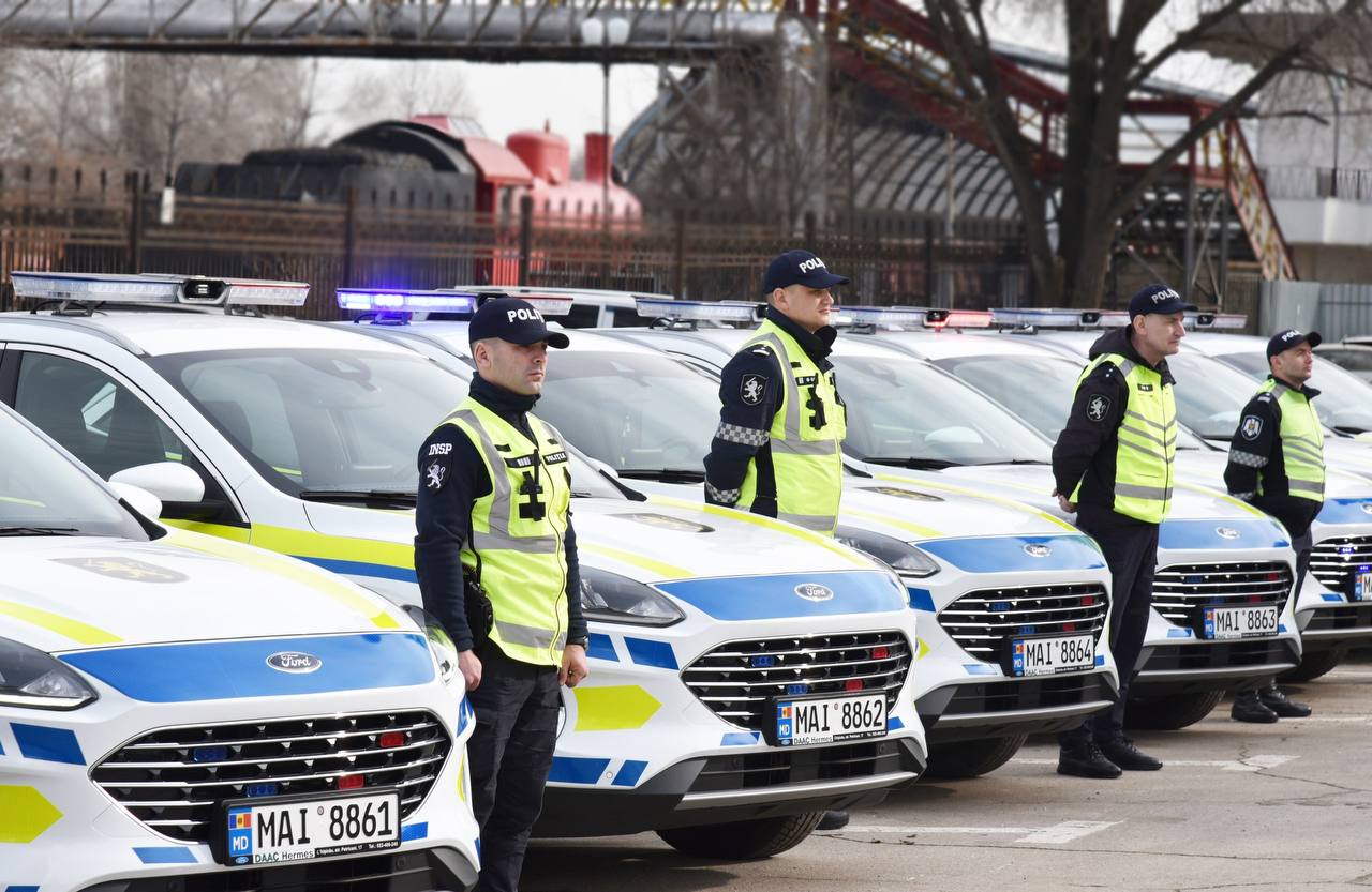 Япония подарили новые служебные авто