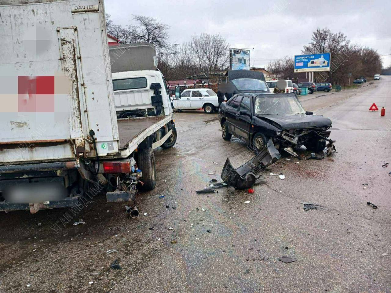 ДТП на въезде в Тирасполь: две машины повреждены, один человек пострадал -  RUPOR