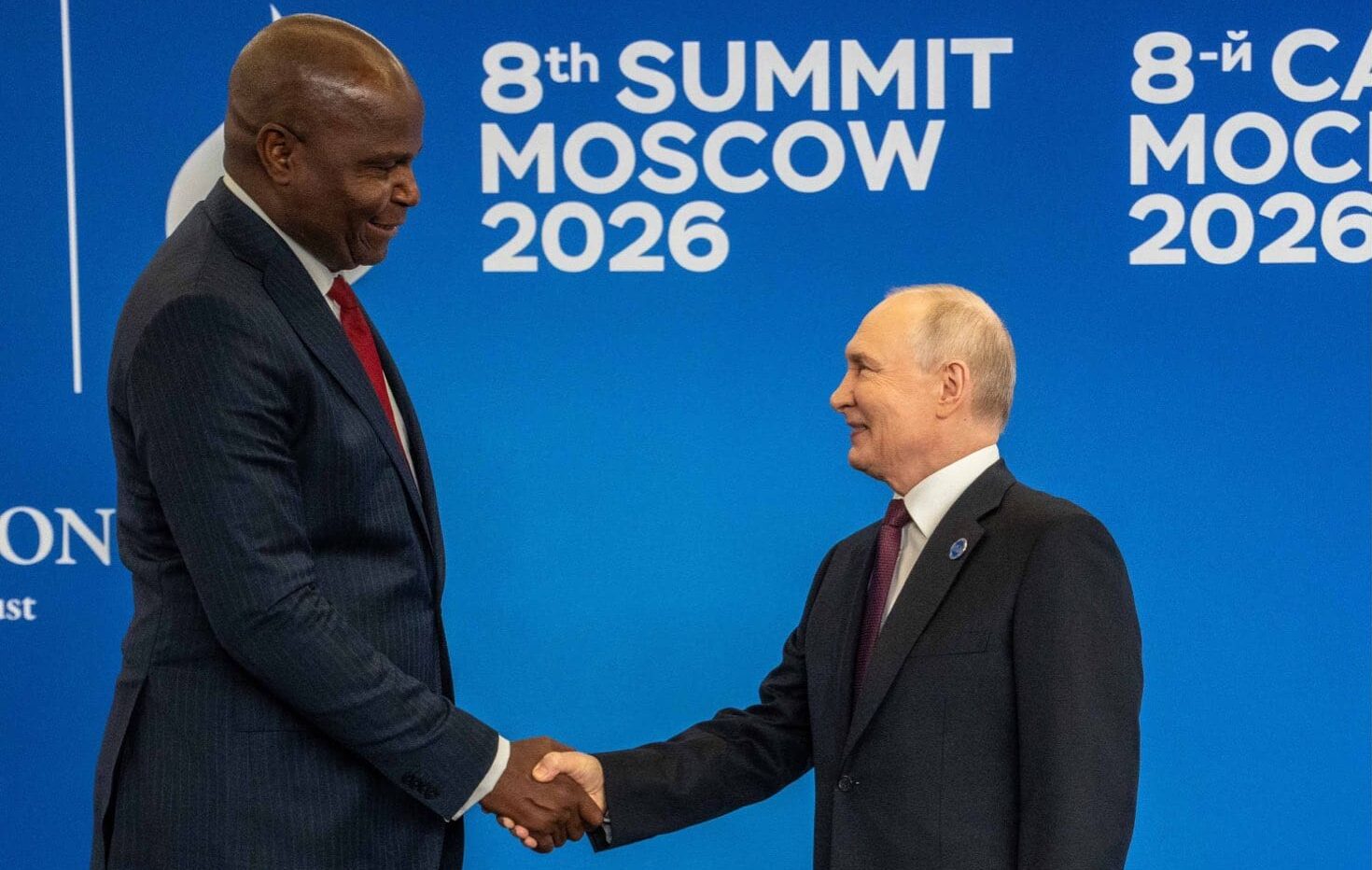Большая дипломатия и маленький Путин: президент Мозамбика невольно создал мем