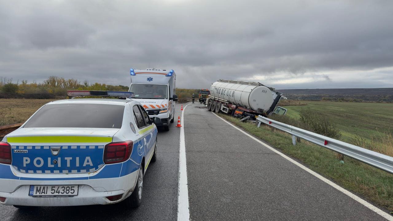 Водитель из Молдовы не пострадал в аварии с цистерной вина в Румынии