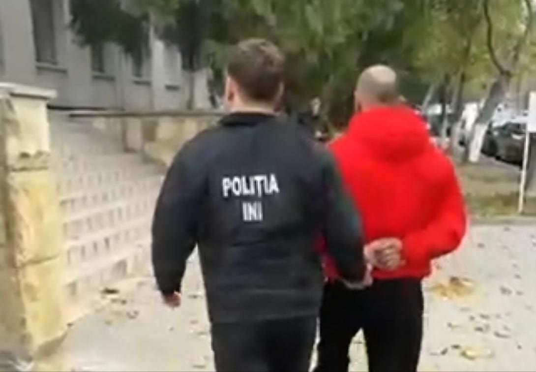 (ВИДЕО) У жителя Яловен изъяли партию «соли» на 250 тысяч леев: какой срок ему грозит
