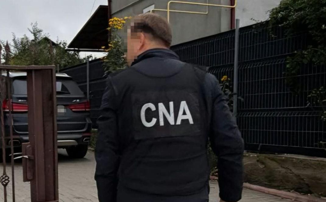 7500 евро за решение по делу о пьяном вождении. У жителя Кишинева проходят обыски
