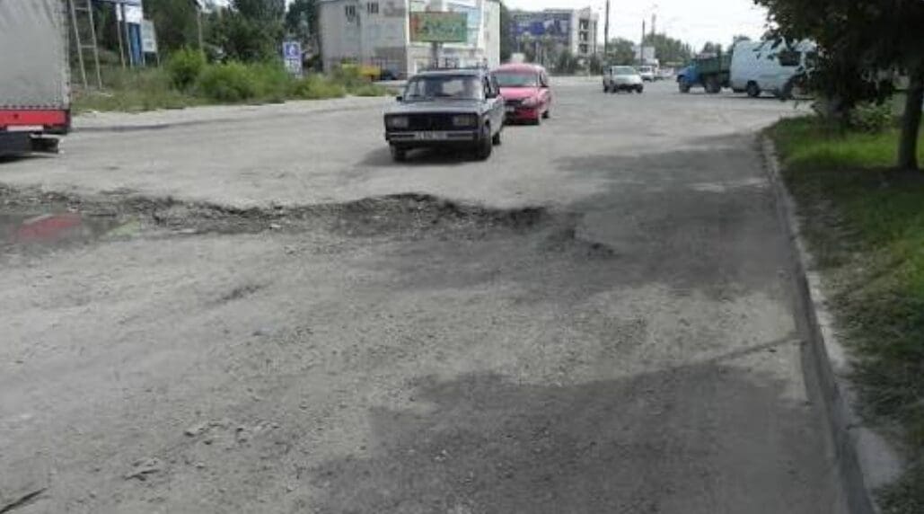 (ВИДЕО) Четыре полосы, умные светофоры и мост: детали модернизации улицы Индустриальной от мэра столицы