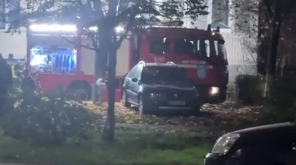 (ВИДЕО) ЧП на Чеукарь: в жилом доме на Старой почте прогремел взрыв