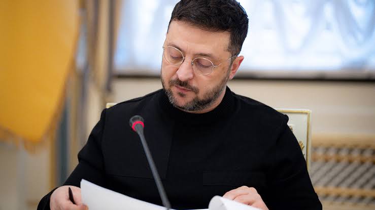 Зеленский продлил военное положение в Украине: в 21-й раз с начала войны